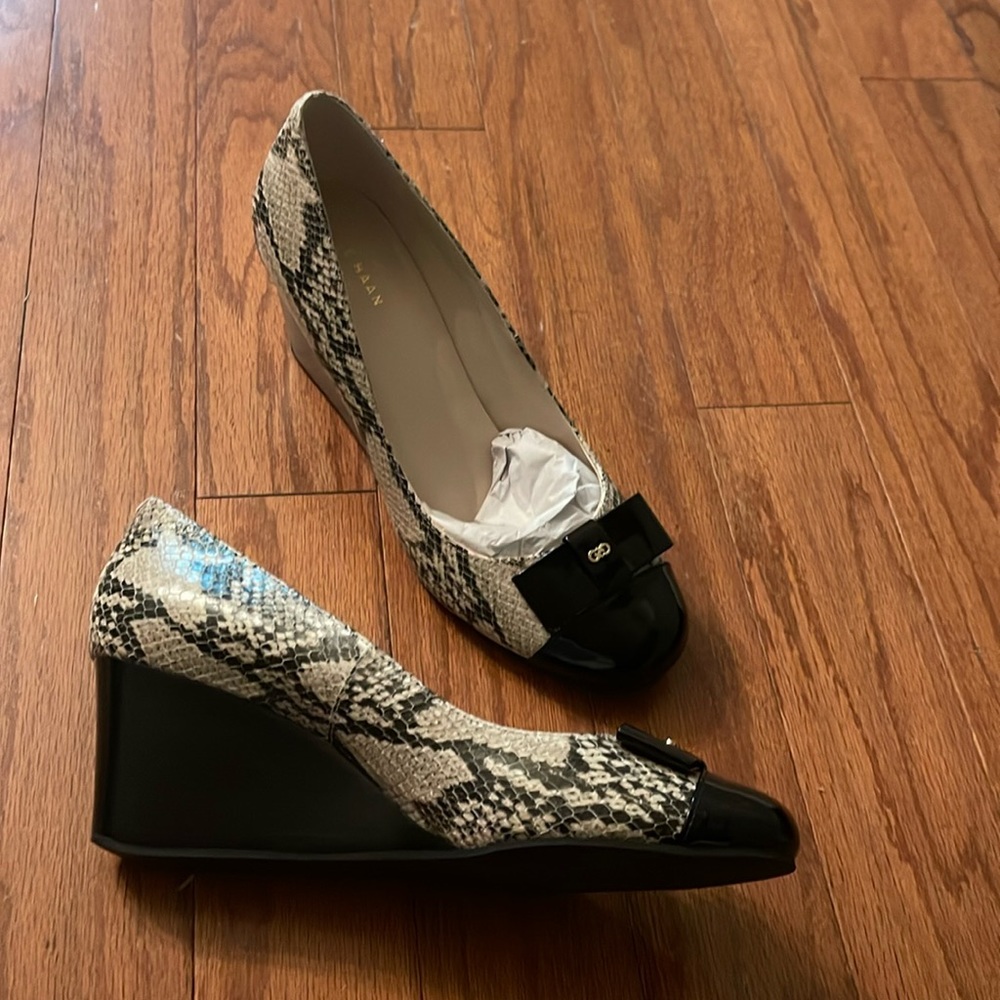 Snake print wedges